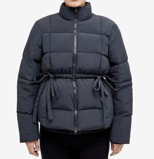 Peachy Den Women's Robyn Puffer Jacket in Onyx Black Size Medium NWT $239